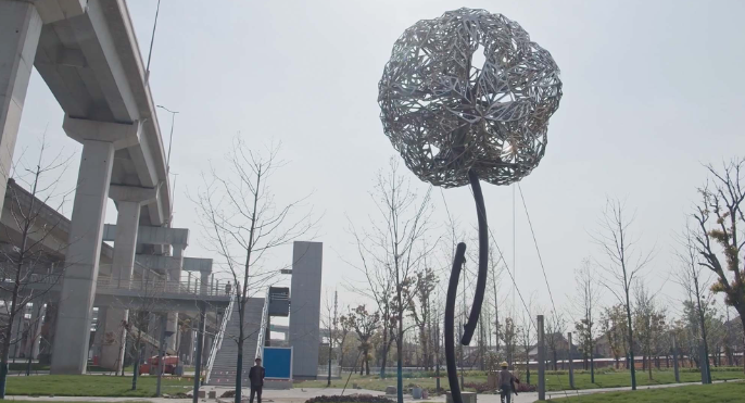 <b>懸浮于空中的巨物｜全新數(shù)字藝術(shù)裝置亮相上海！</b>