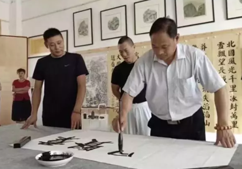 <b>當(dāng)代顏體書法名家趙義成榮獲世界文化交流偉大貢獻獎</b>