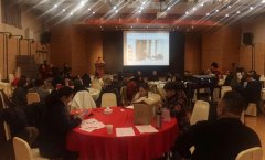 光影平面油畫創(chuàng)始人于江《東方紅》偉人肖像被西柏坡偉人圖書館收藏