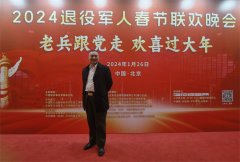 追尋毛體藝術(shù)：翰墨丹青，偉人風(fēng)范 ——記毛體藝術(shù)家賈紅甫