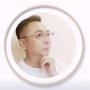 書畫家、先鋒派作家王新說藝術(shù)創(chuàng)作