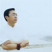 我觀先鋒派作家王新