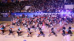 銅鼓扁擔(dān)迎賓朋！廣西籃球聯(lián)賽都安開幕