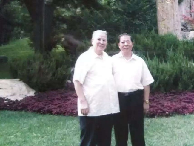 張文榮：從醫(yī) 50 余年，以精湛醫(yī)術(shù)和高尚醫(yī)德捍衛(wèi)中醫(yī)尊嚴(yán)(圖12)